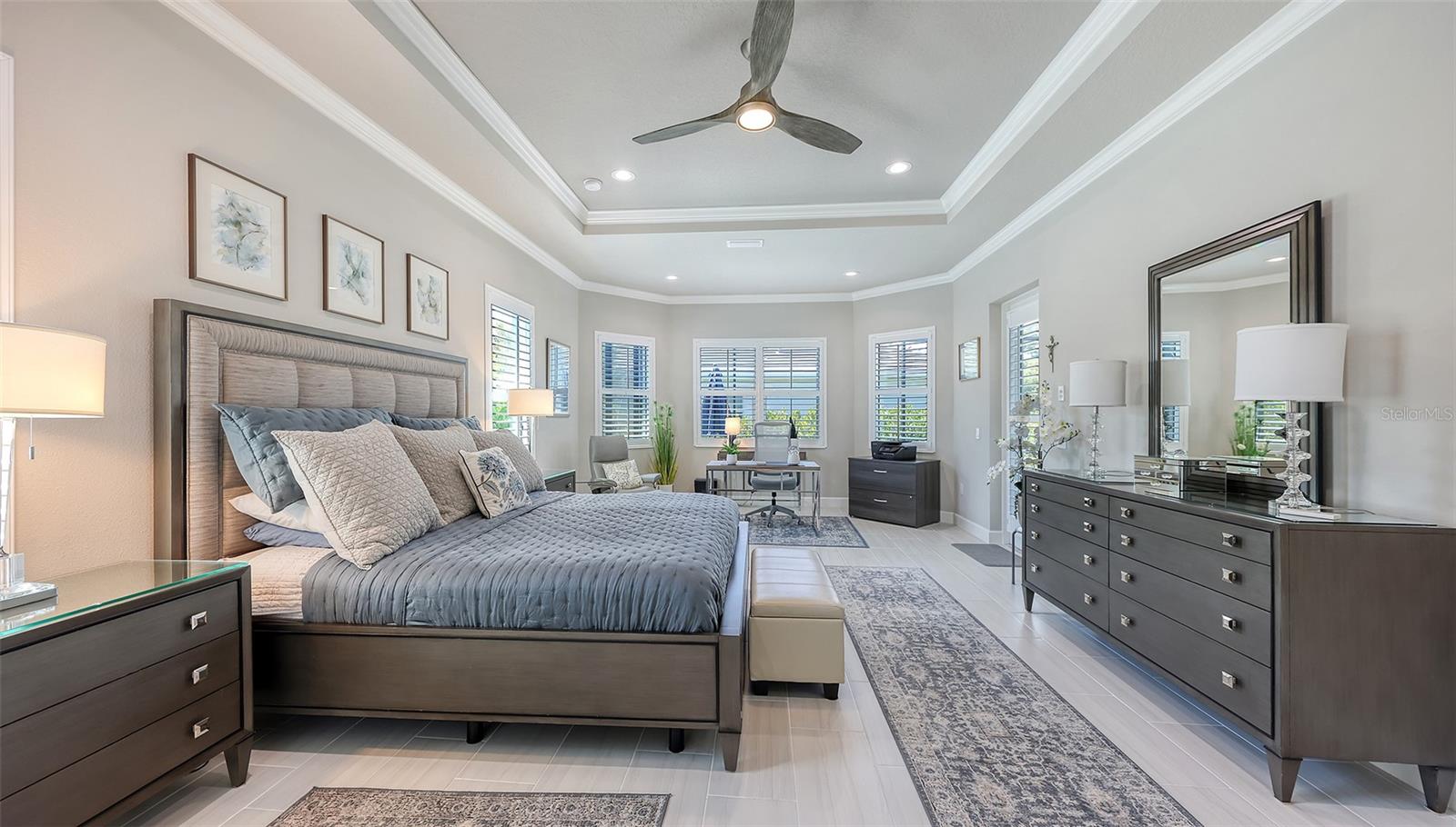 SANDHILL LAKE - Residential