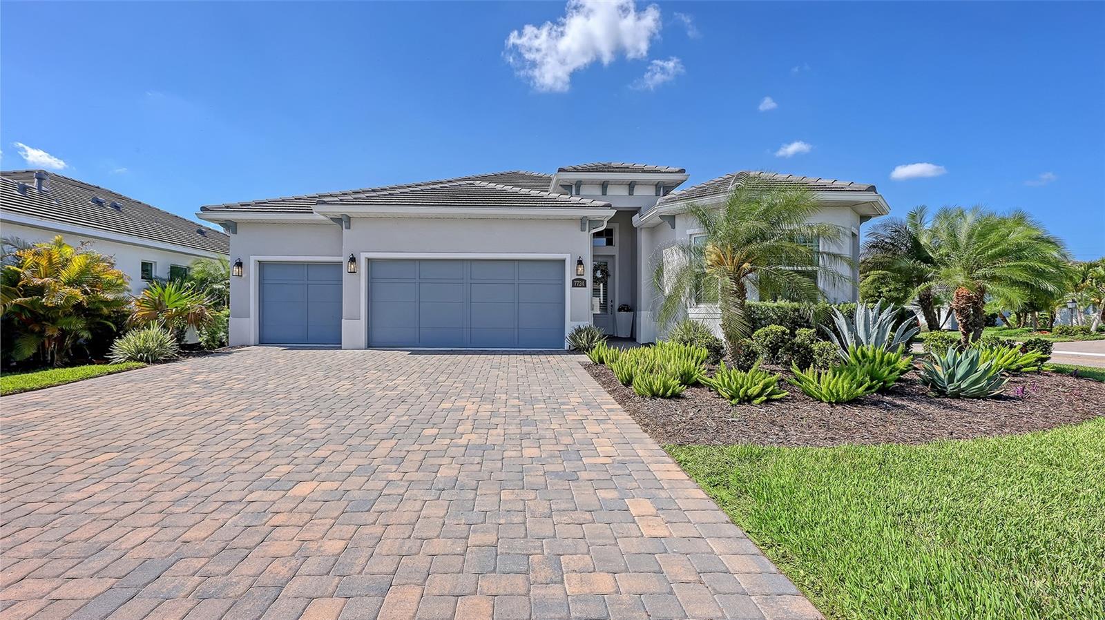 7724 SANDHILL LAKE DRIVE