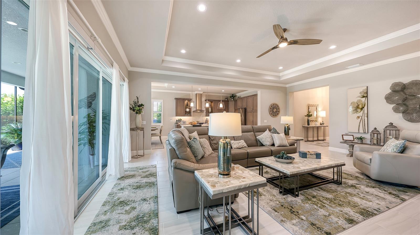 SANDHILL LAKE - Residential