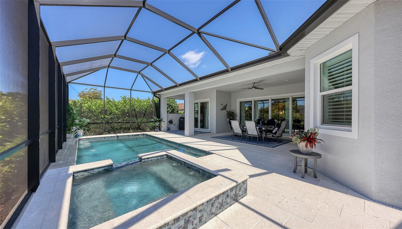 SANDHILL LAKE - Residential