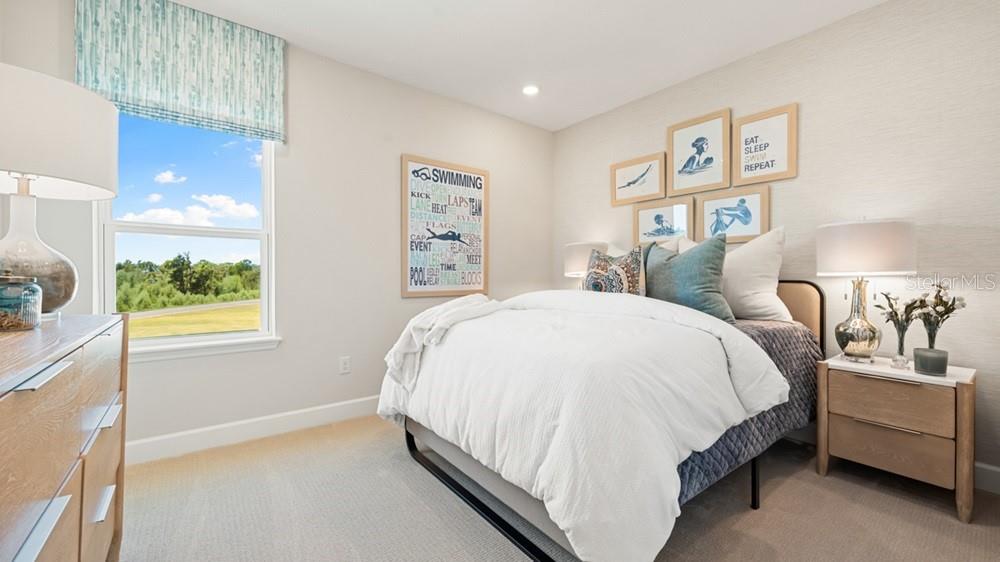 VICTORIA LAKES - Residential