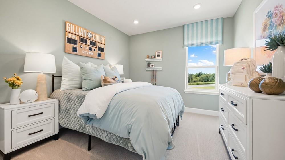 VICTORIA LAKES - Residential