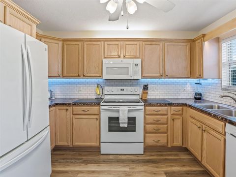 Tiny photo for 17771 SE 125th Circle, Summerfield, FL 34491 (MLS # G5105917)