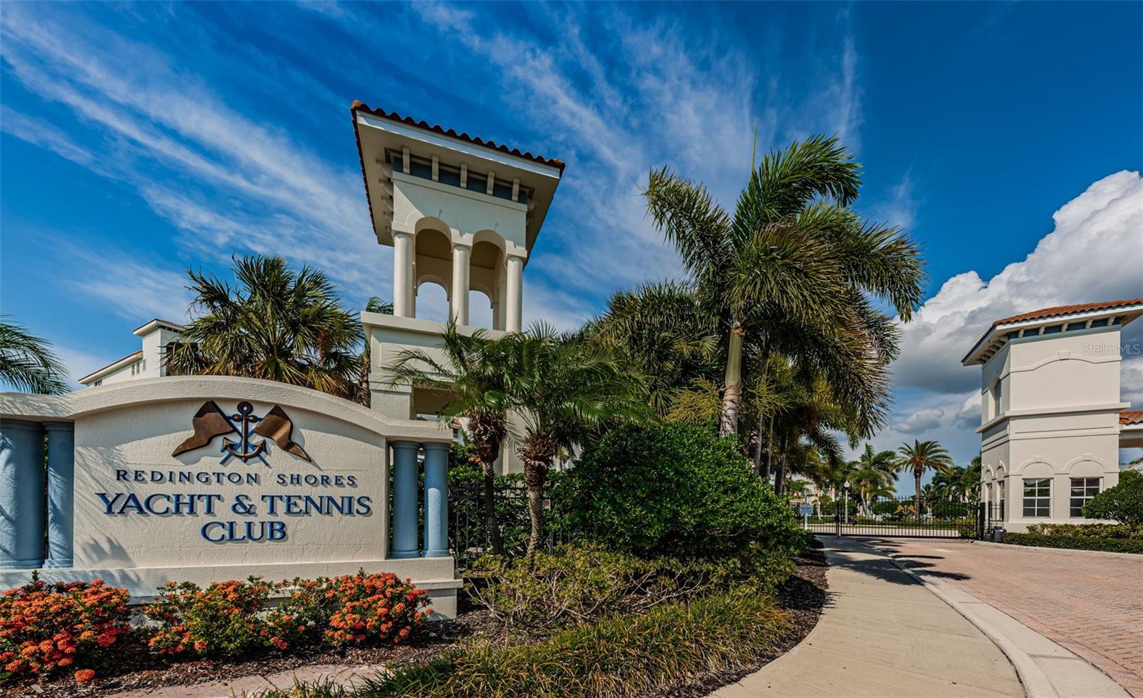 LA BAHIA CONDO - Residential
