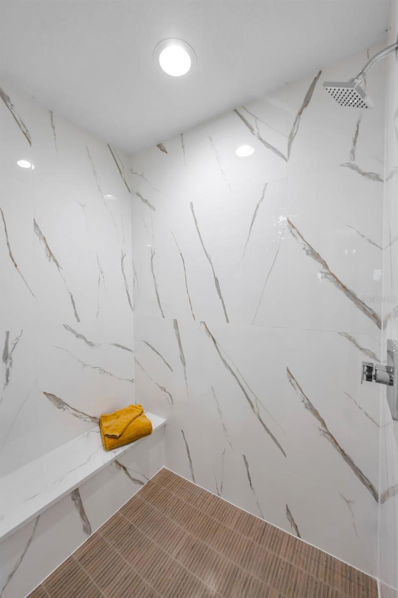 LA BAHIA CONDO - Residential