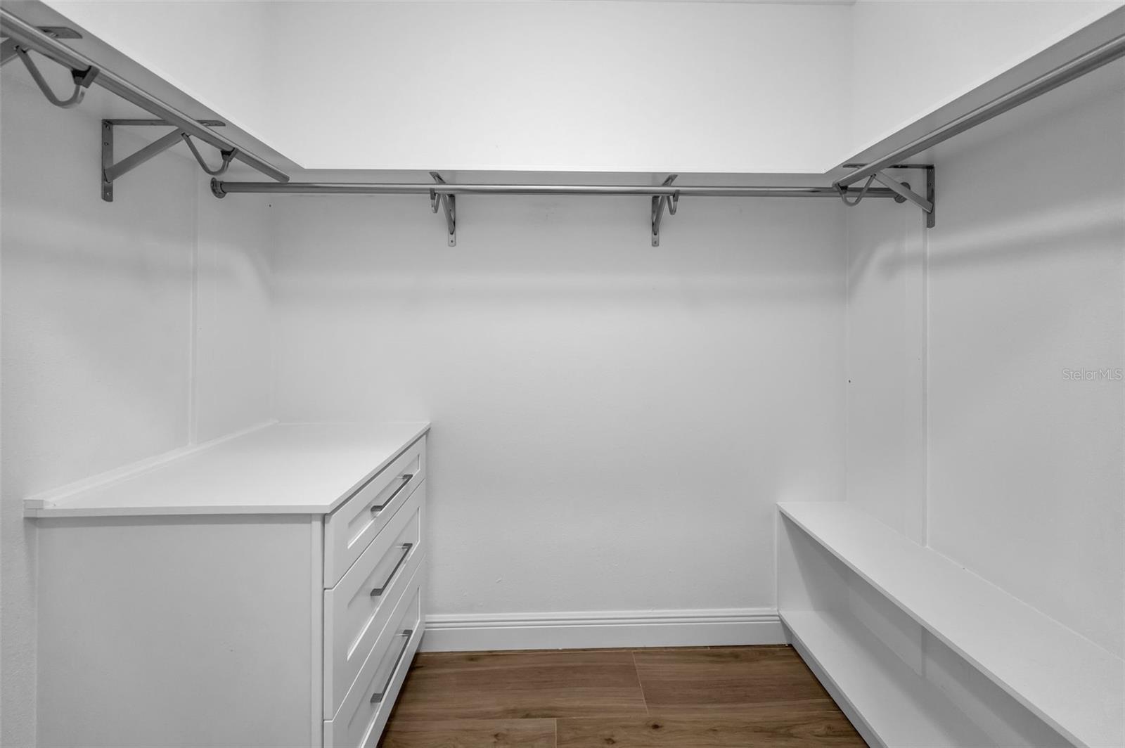 LA BAHIA CONDO - Residential