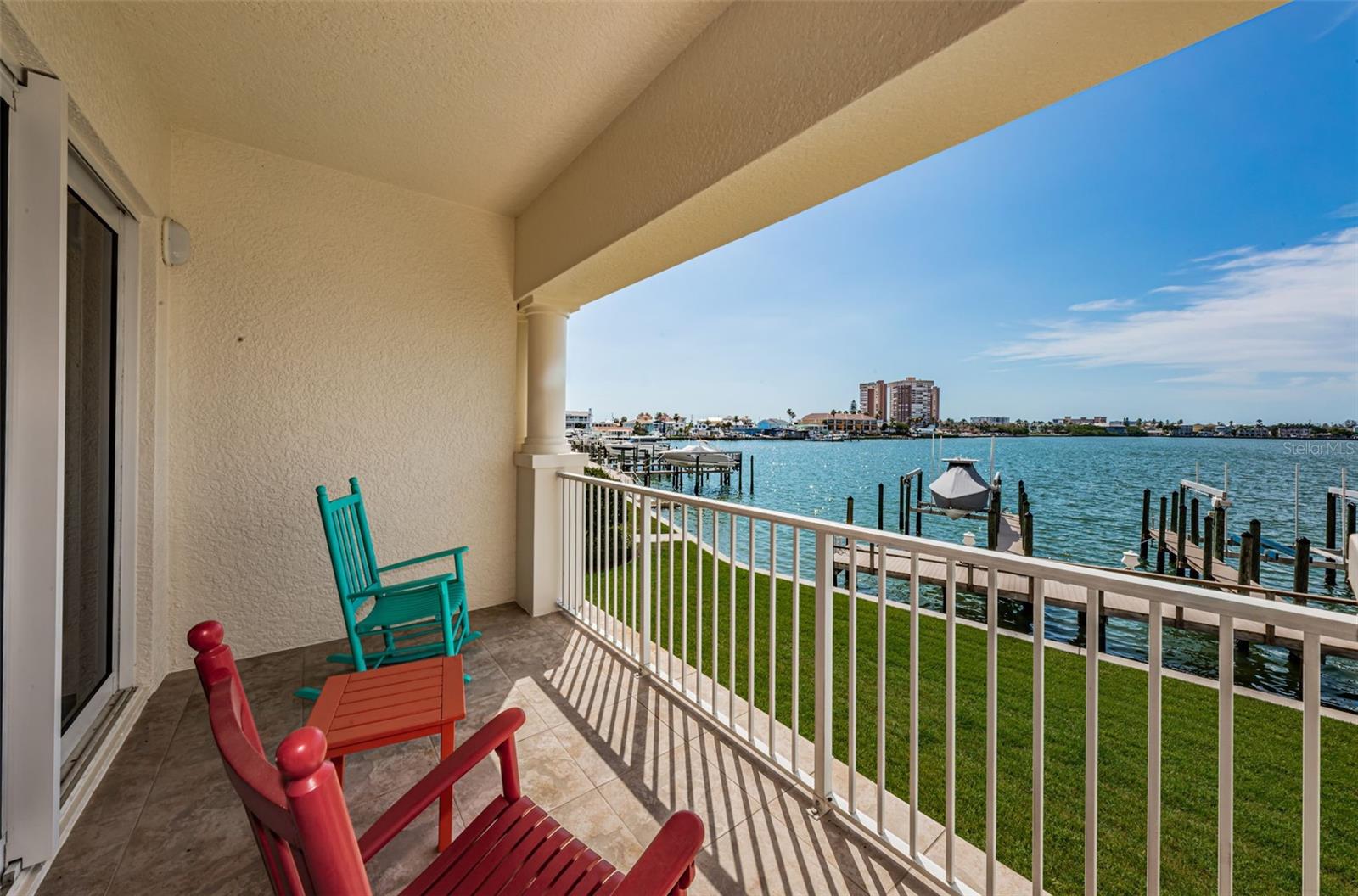 LA BAHIA CONDO - Residential