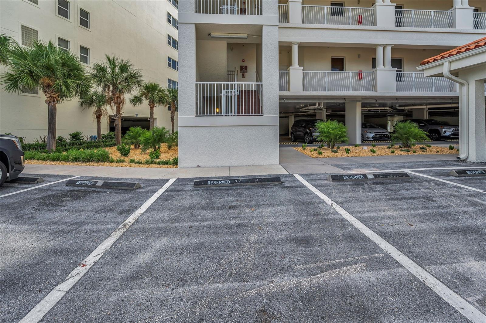 LA BAHIA CONDO - Residential