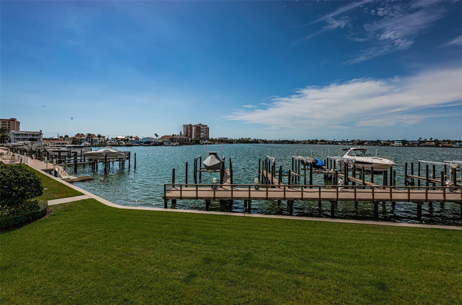 LA BAHIA CONDO - Residential