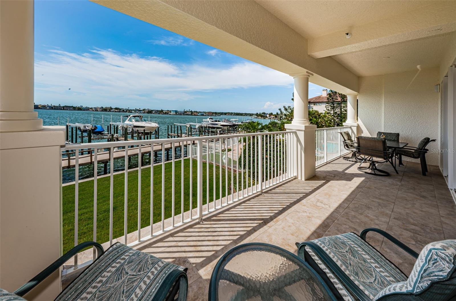 LA BAHIA CONDO - Residential