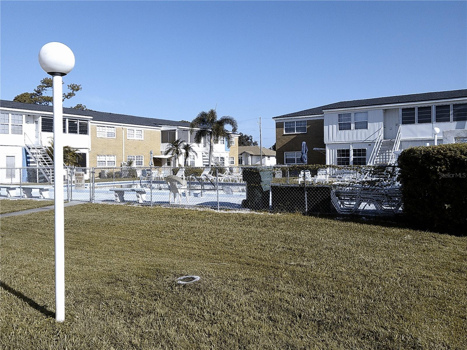 MARIA MANOR - Residential Lease