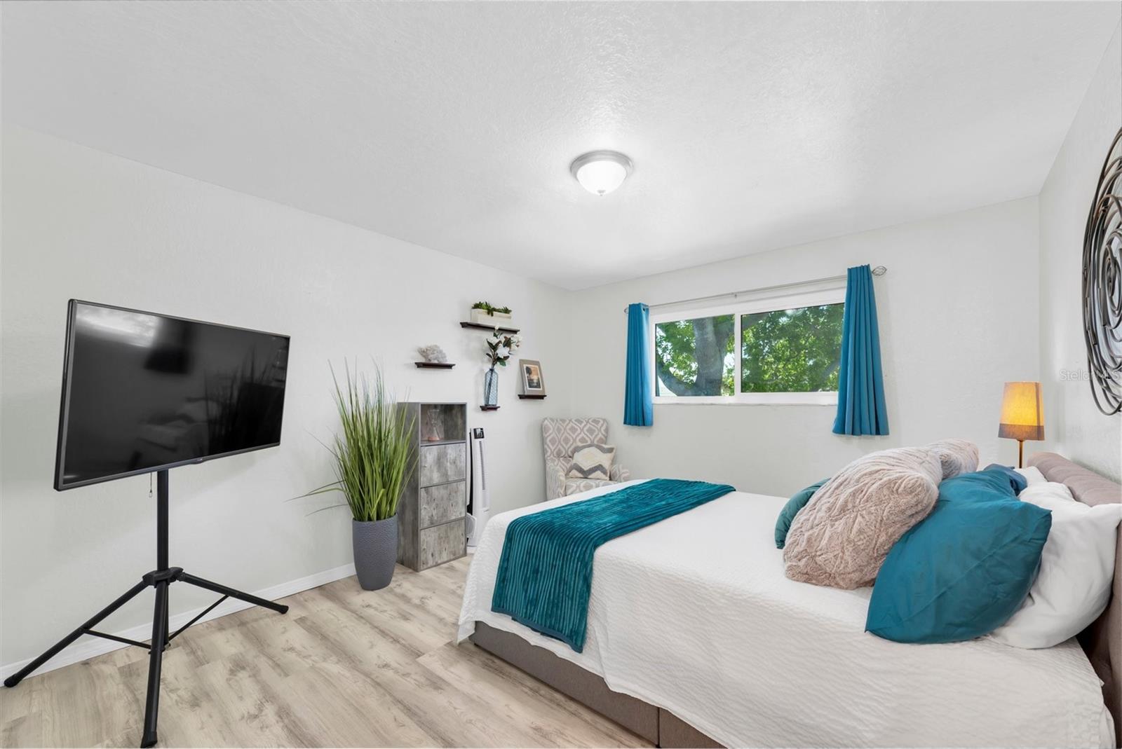 CLEARWATER COVE - Residential