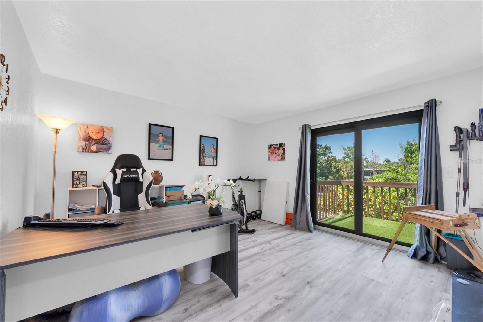 CLEARWATER COVE - Residential