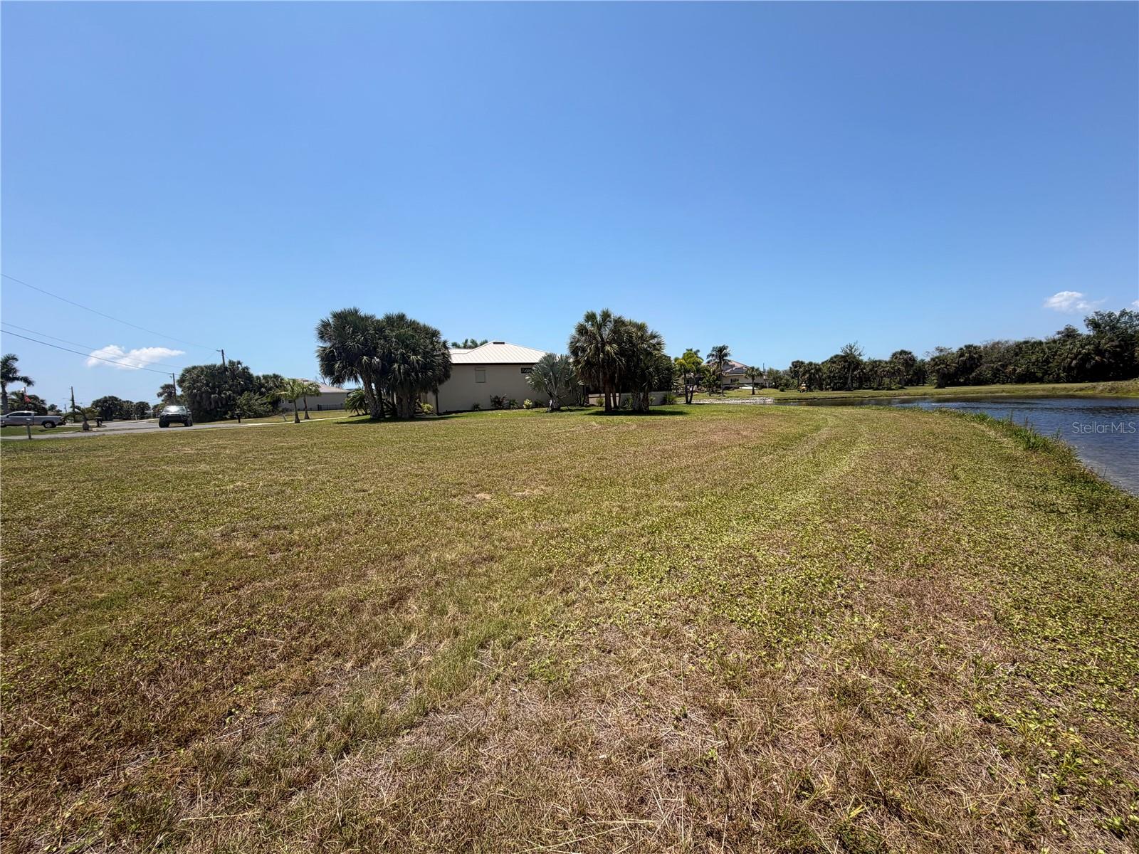 PUNTA GORDA ISLES SEC 21 - Land