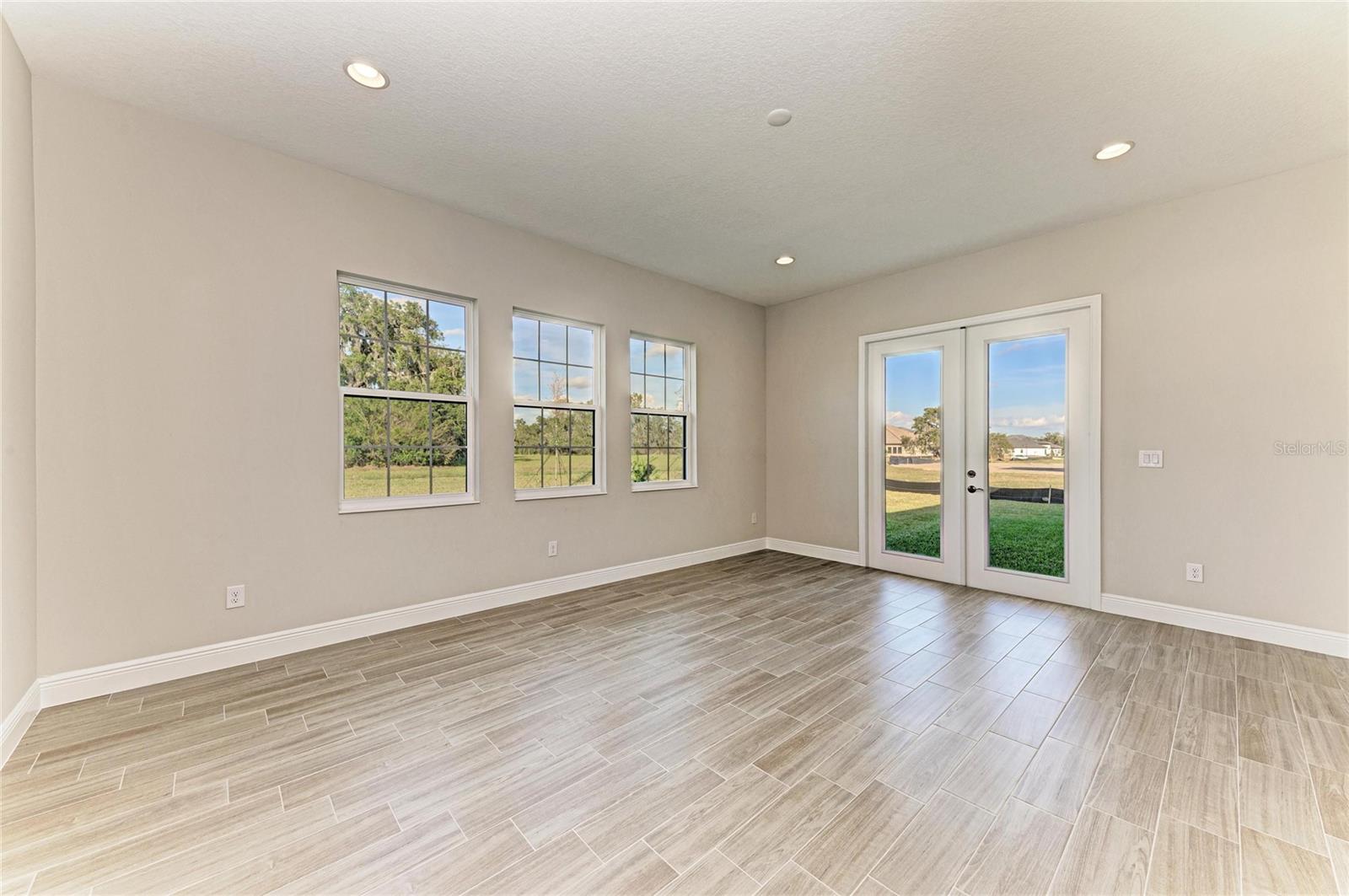 TRIPLE CREEK - Residential