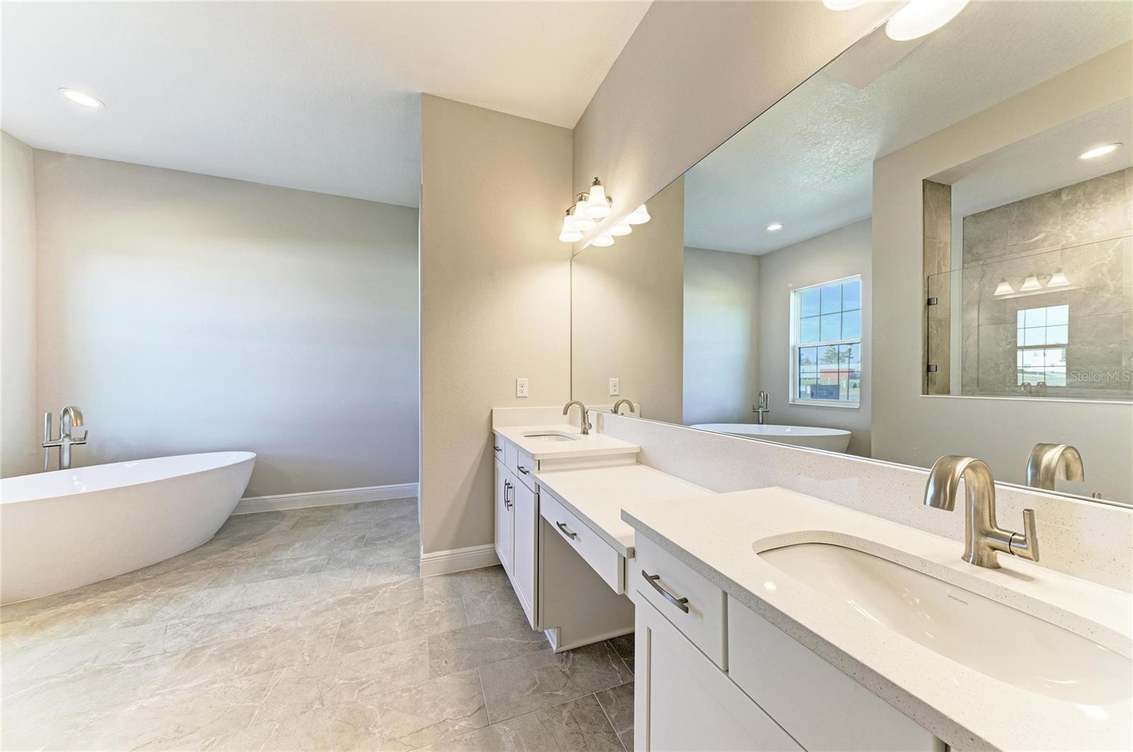 TRIPLE CREEK - Residential