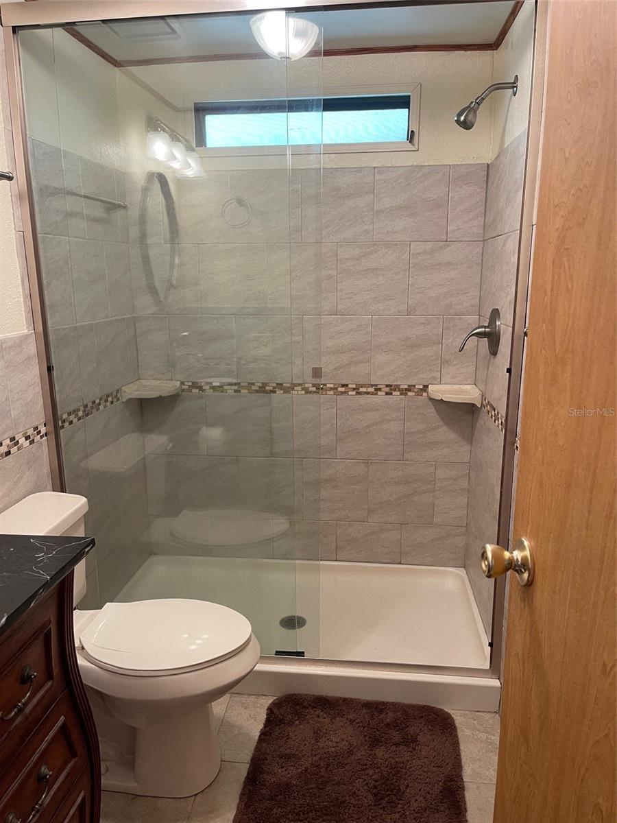 TAVARES FOX RUN MOBILE HOME - Residential