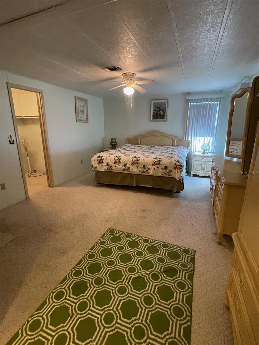 TAVARES FOX RUN MOBILE HOME - Residential