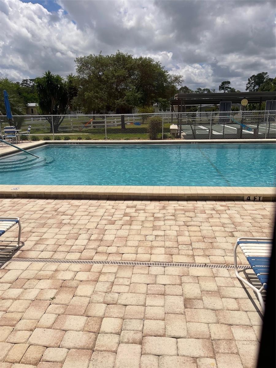 TAVARES FOX RUN MOBILE HOME - Residential