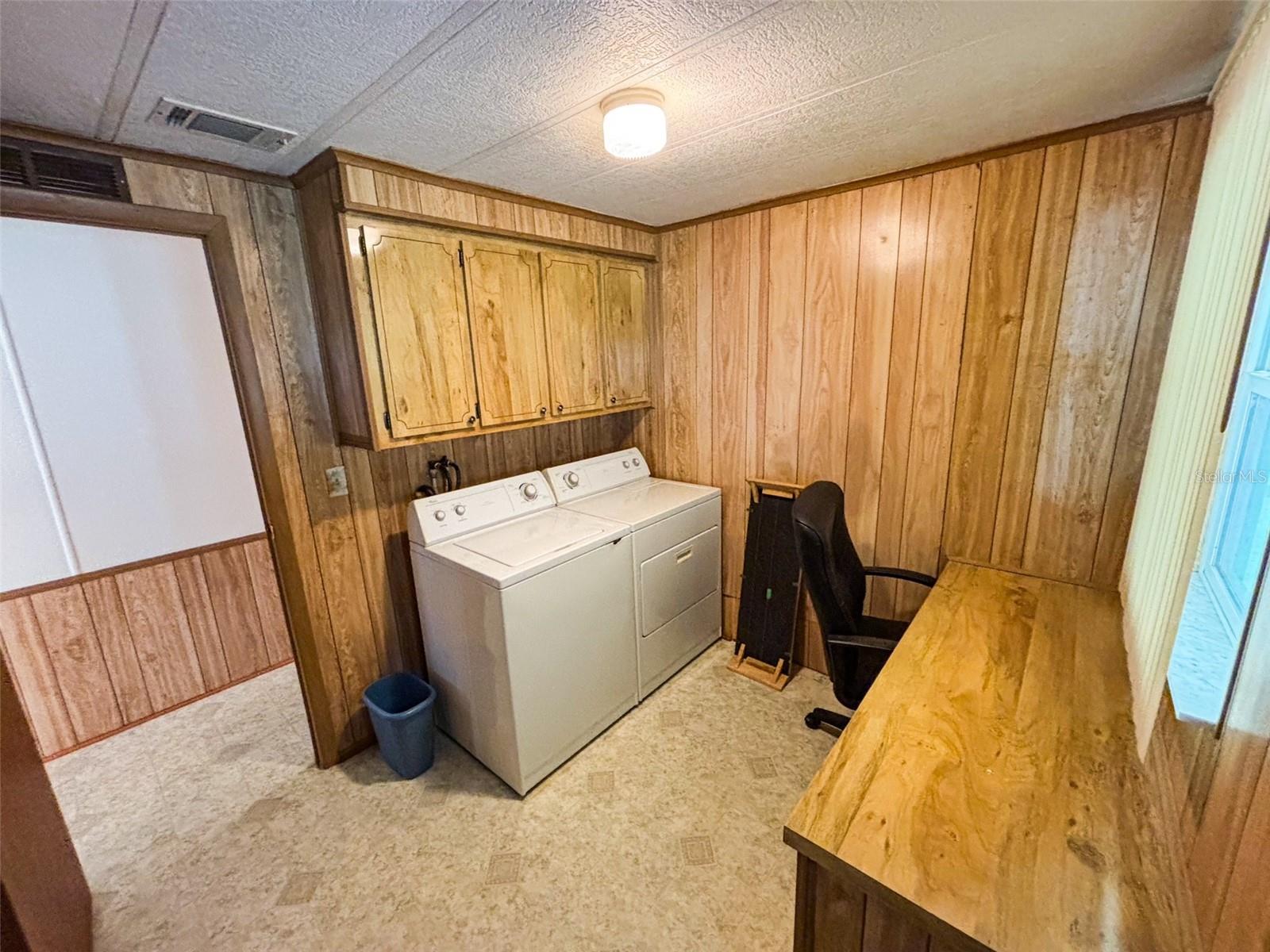 TAVARES FOX RUN MOBILE HOME - Residential