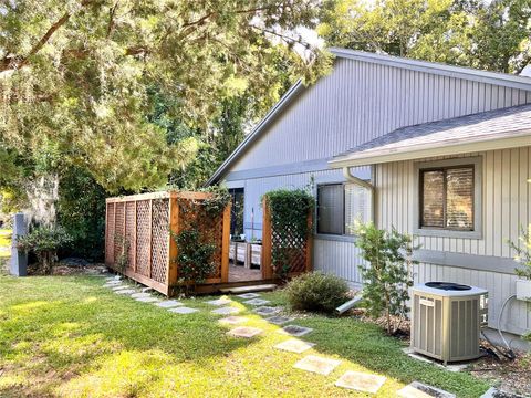 Photo of 5352 NW 8th Avenue, Gainesville, FL 32605 (MLS # GC534157) Photo of 5352 NW 8th Avenue, Gainesville, FL 32605 (MLS # GC534157)