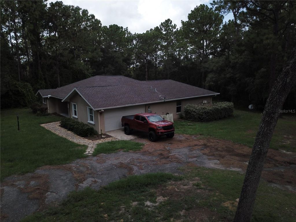 Photo of 711 W Wheeling Lane, Hernando, FL 34442 (MLS # TB8411277)