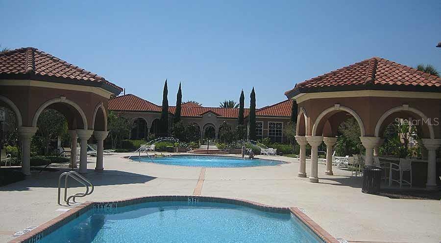 5566 METROWEST BOULEVARD 2-106