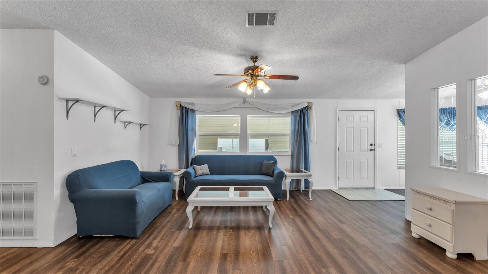 MOUNT OLIVE SHORES PH 05 - Residential