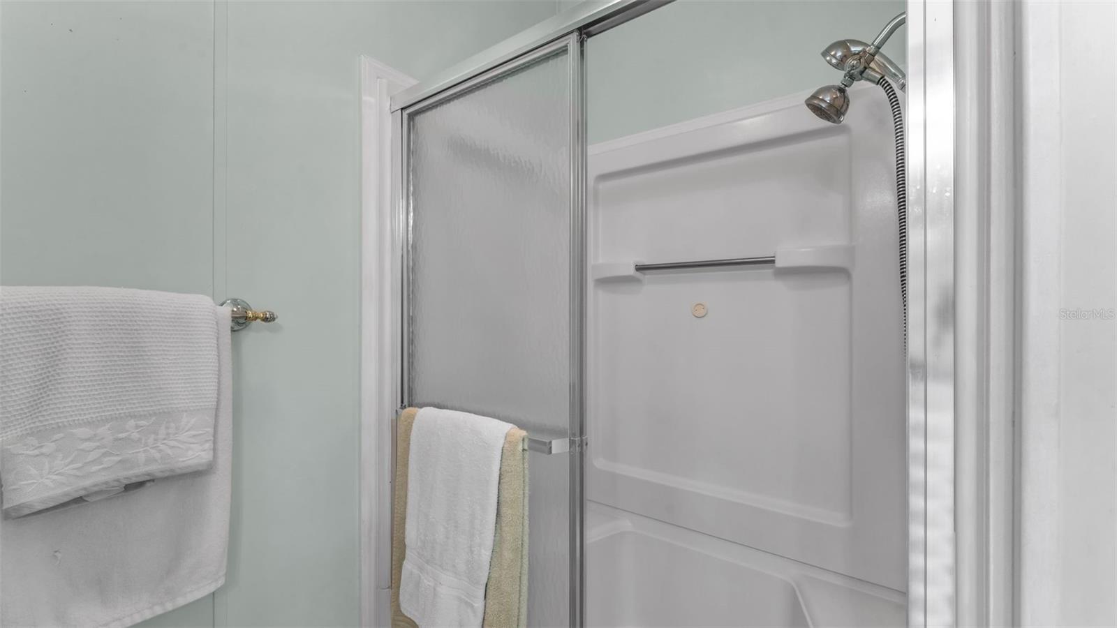 MOUNT OLIVE SHORES PH 05 - Residential