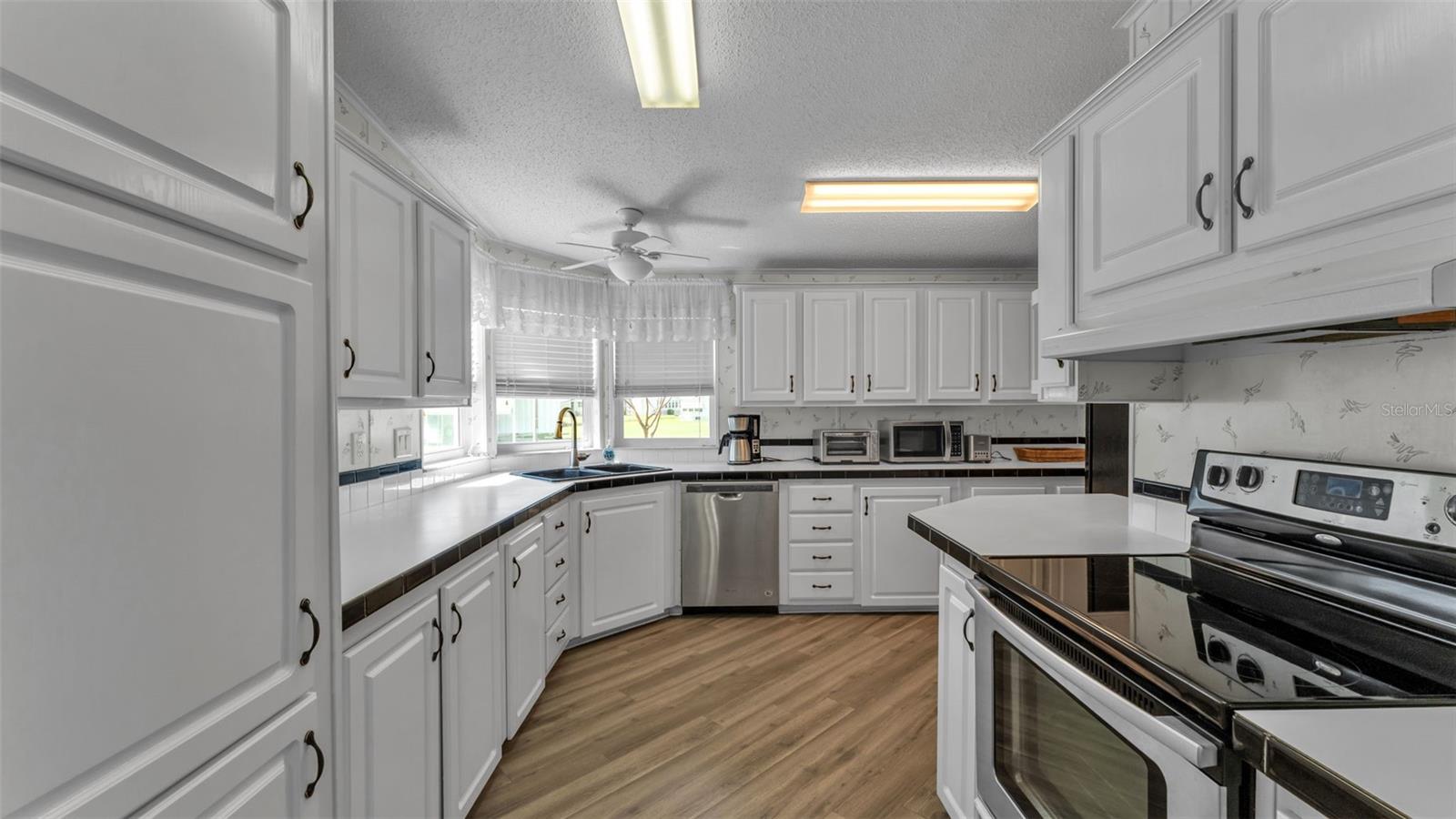 MOUNT OLIVE SHORES PH 05 - Residential