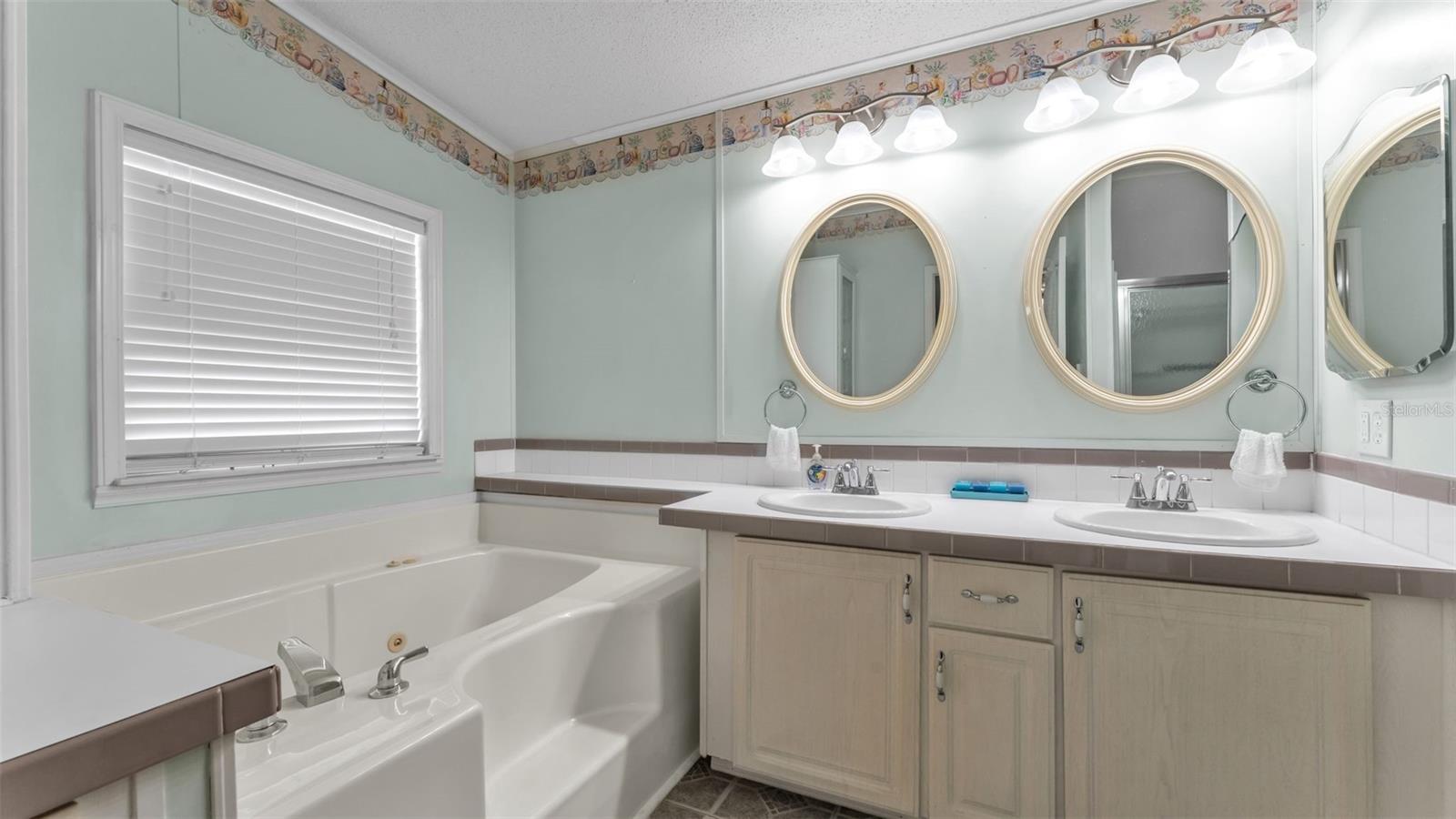 MOUNT OLIVE SHORES PH 05 - Residential