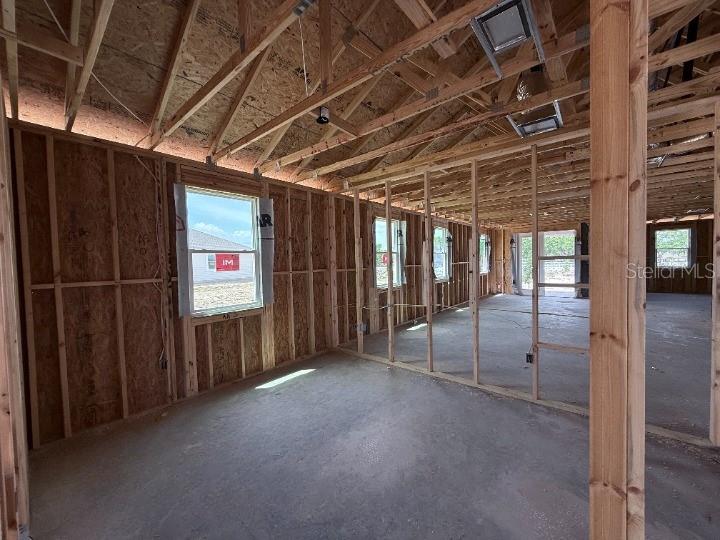 TRAILSIDE - Residential