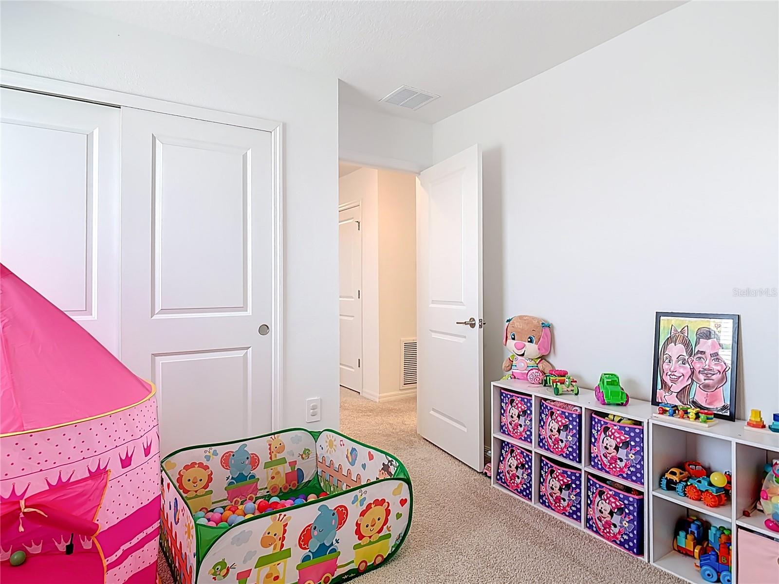 PARKSIDE AT ESTATES - Residential