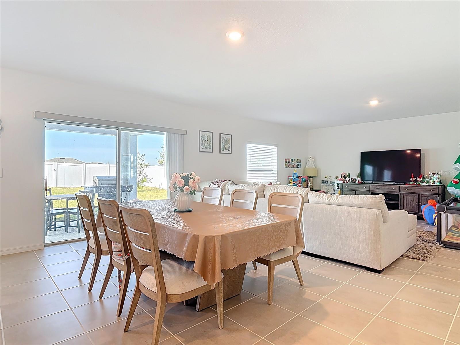 PARKSIDE AT ESTATES - Residential