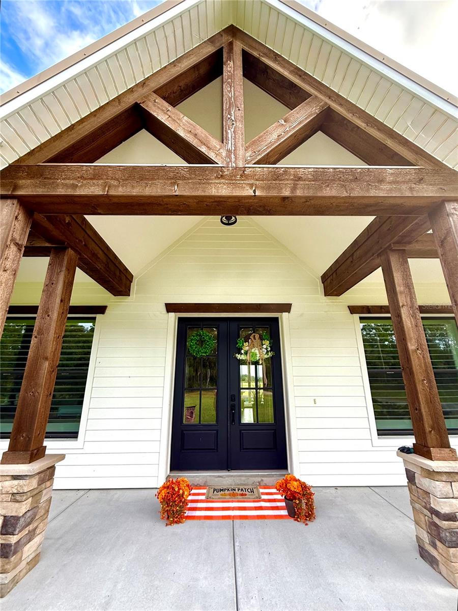 1825 COUNTY ROAD 302