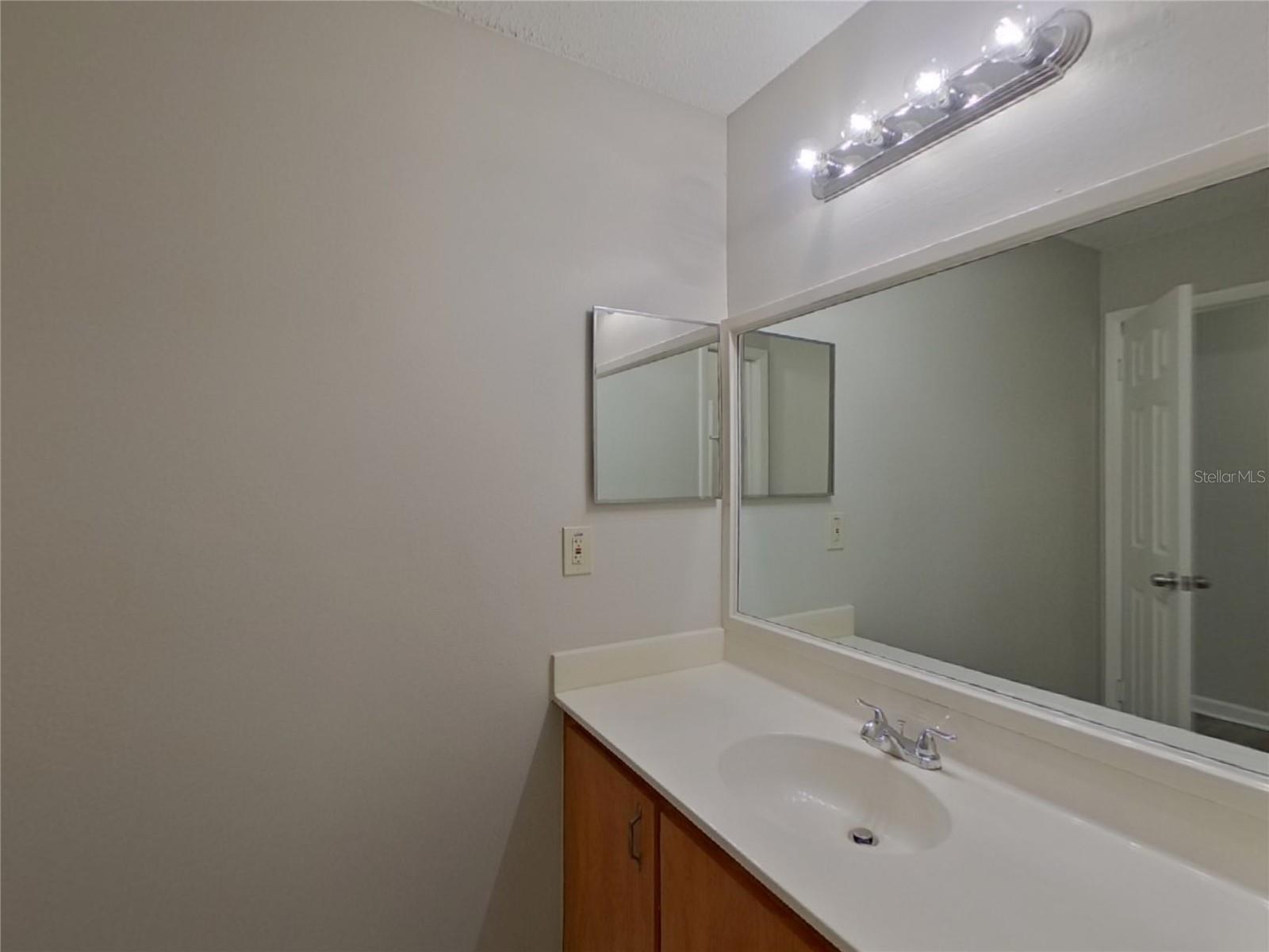 ORANGE RIVER ESTATES UNIT 1 A - Residential Lease