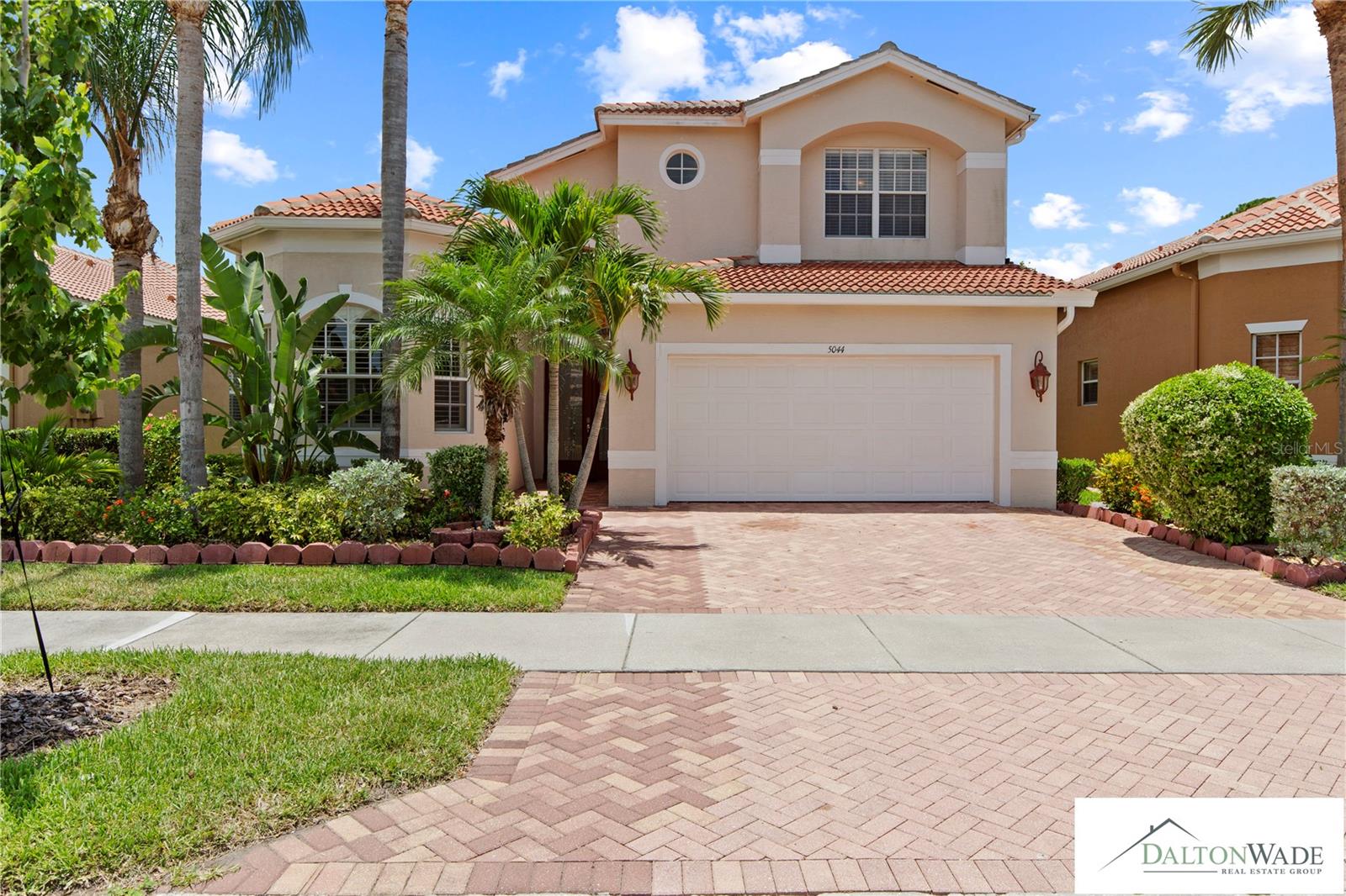 5044 SANDY BROOK CIRCLE