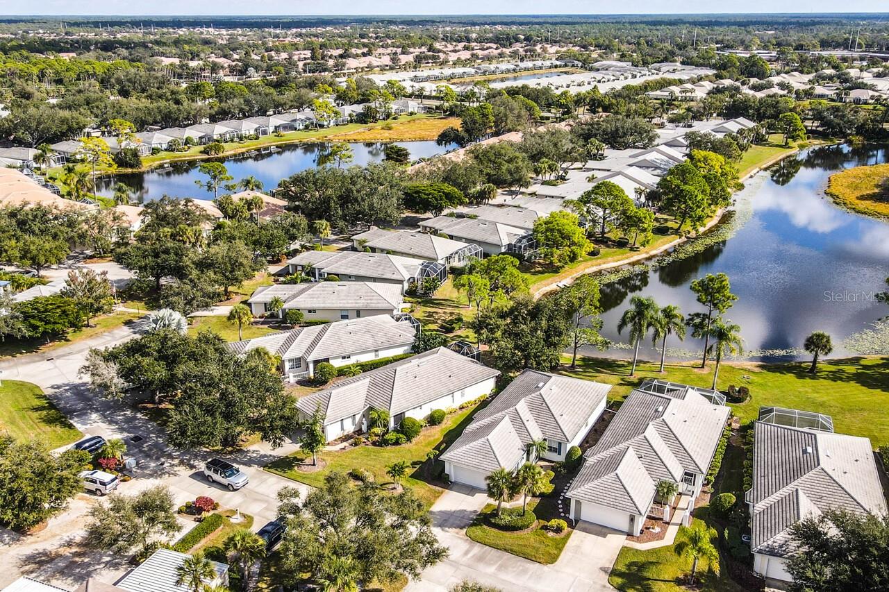 PATIOS ST ANDREWS PARK AT PLANTATION - Residential