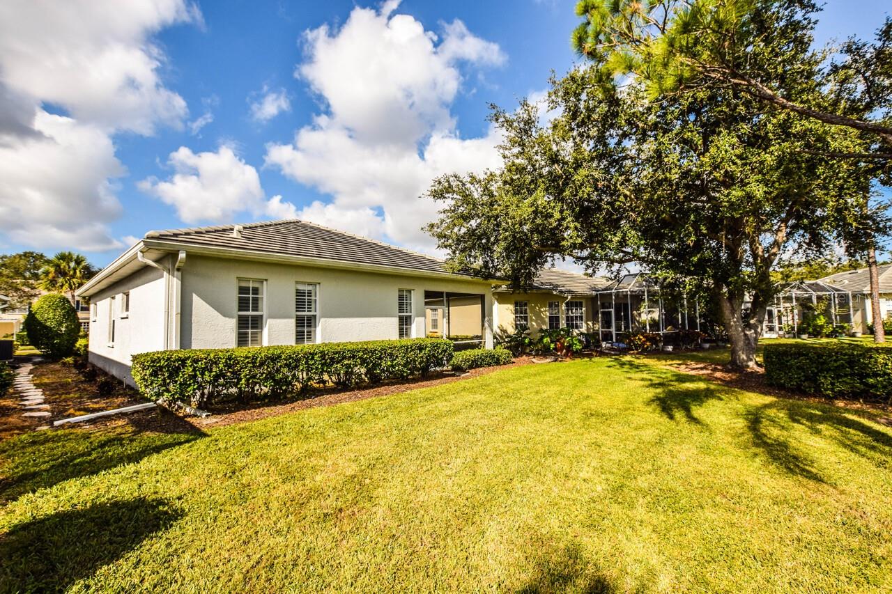 PATIOS ST ANDREWS PARK AT PLANTATION - Residential