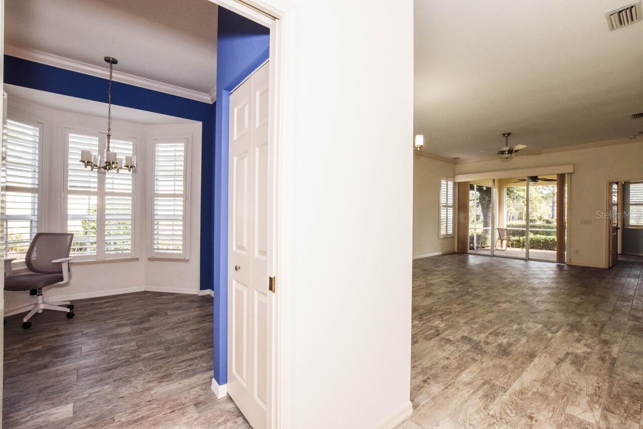 834 MONTROSE DRIVE 9