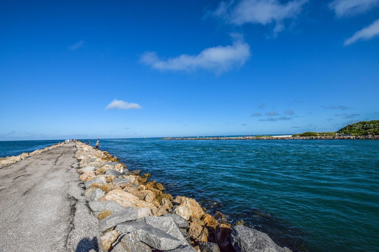 PATIOS ST ANDREWS PARK AT PLANTATION - Residential