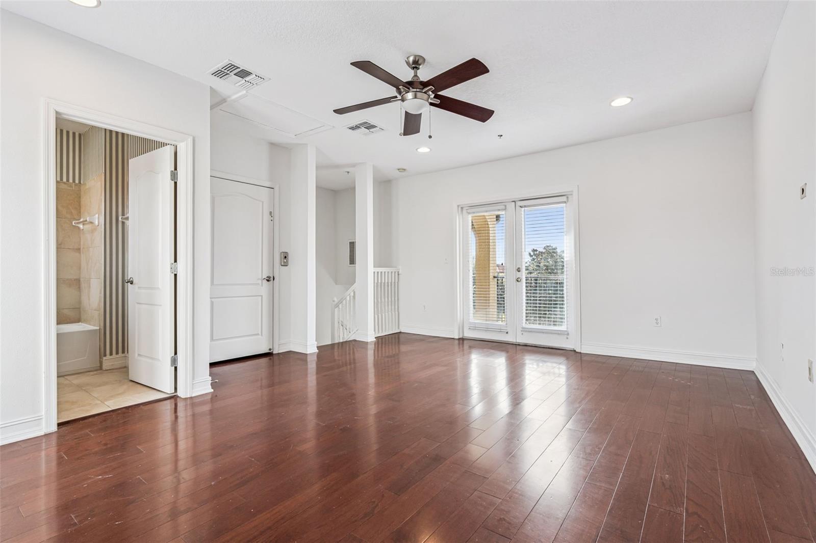 FOUNTAIN PARKE AT LAKE MARY - Residential