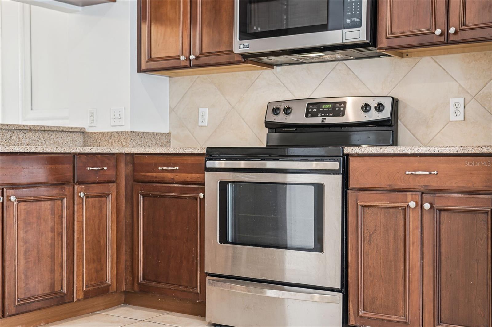 FOUNTAIN PARKE AT LAKE MARY - Residential