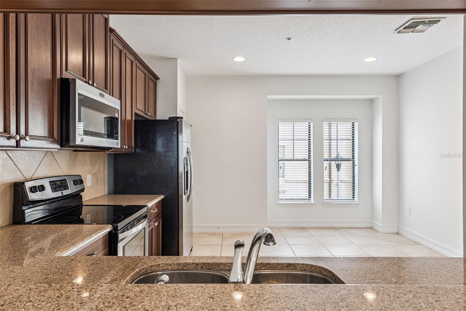 FOUNTAIN PARKE AT LAKE MARY - Residential