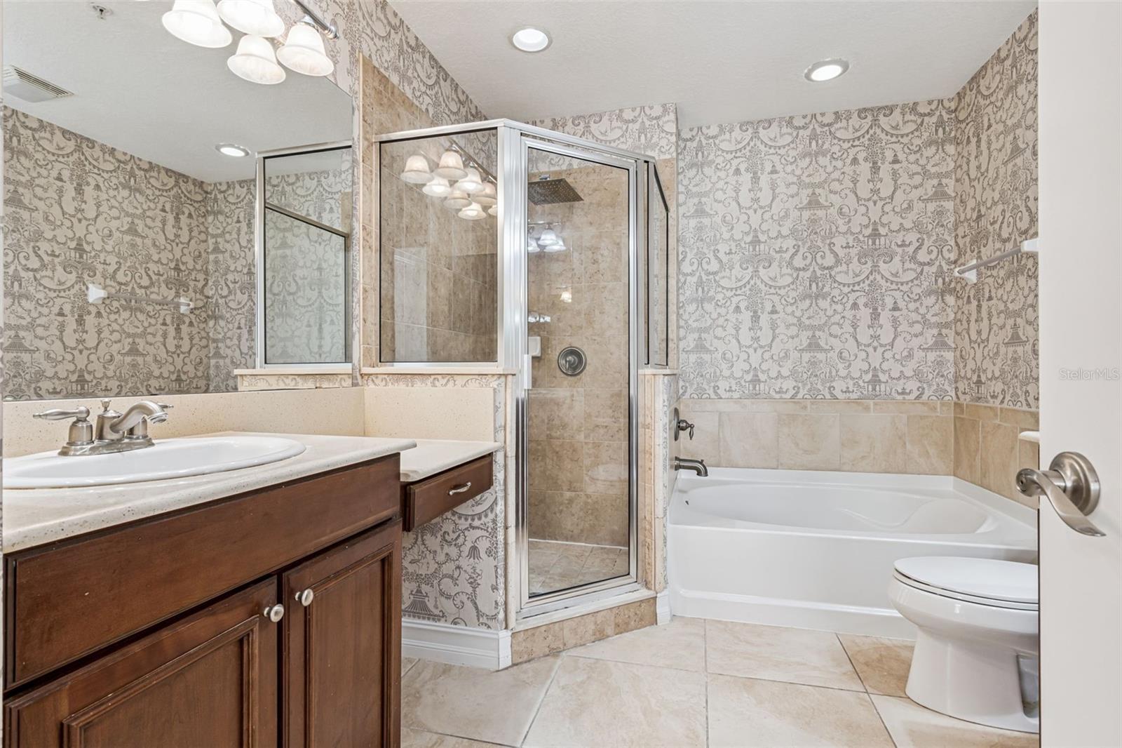 FOUNTAIN PARKE AT LAKE MARY - Residential