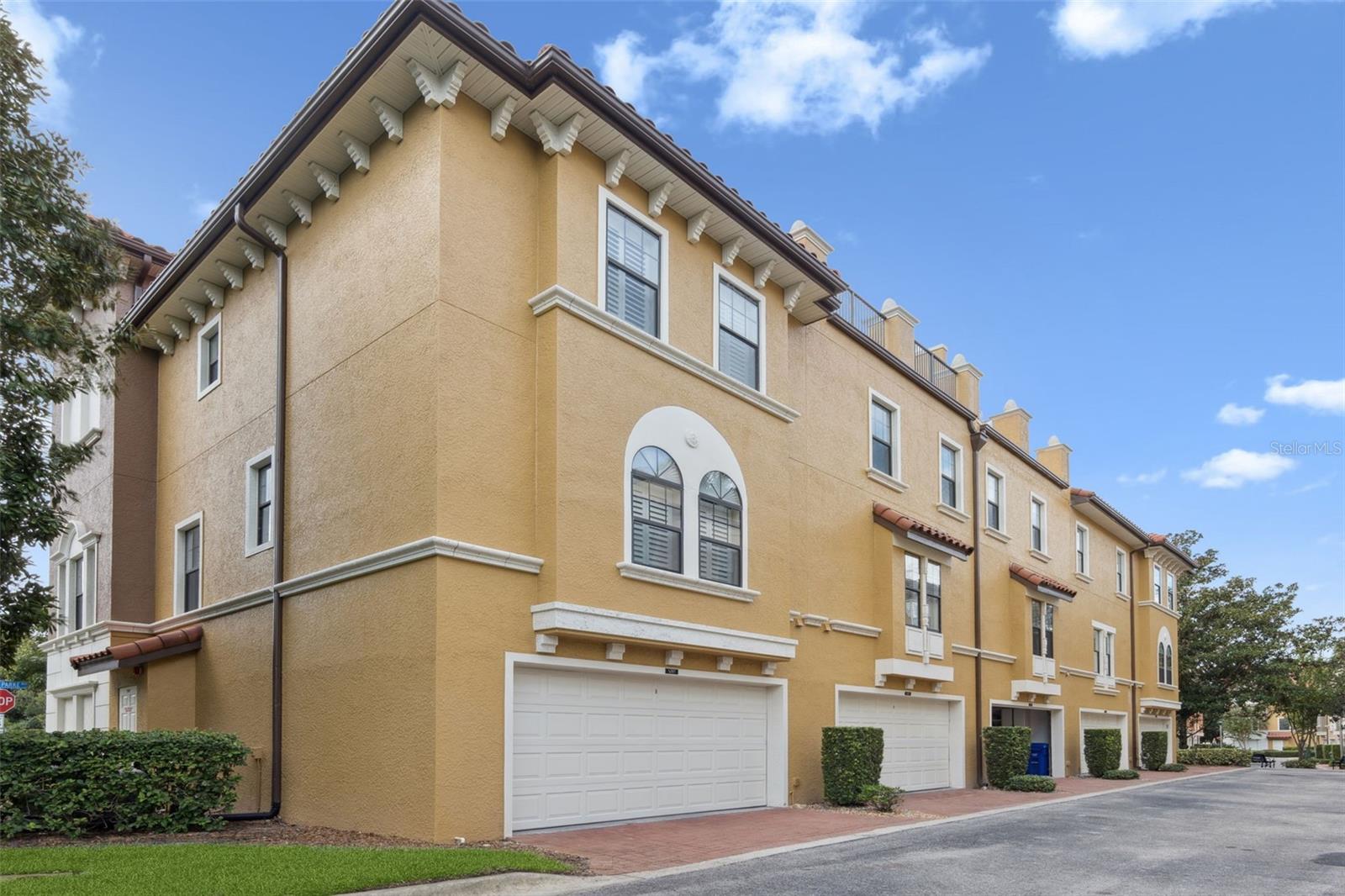 FOUNTAIN PARKE AT LAKE MARY - Residential