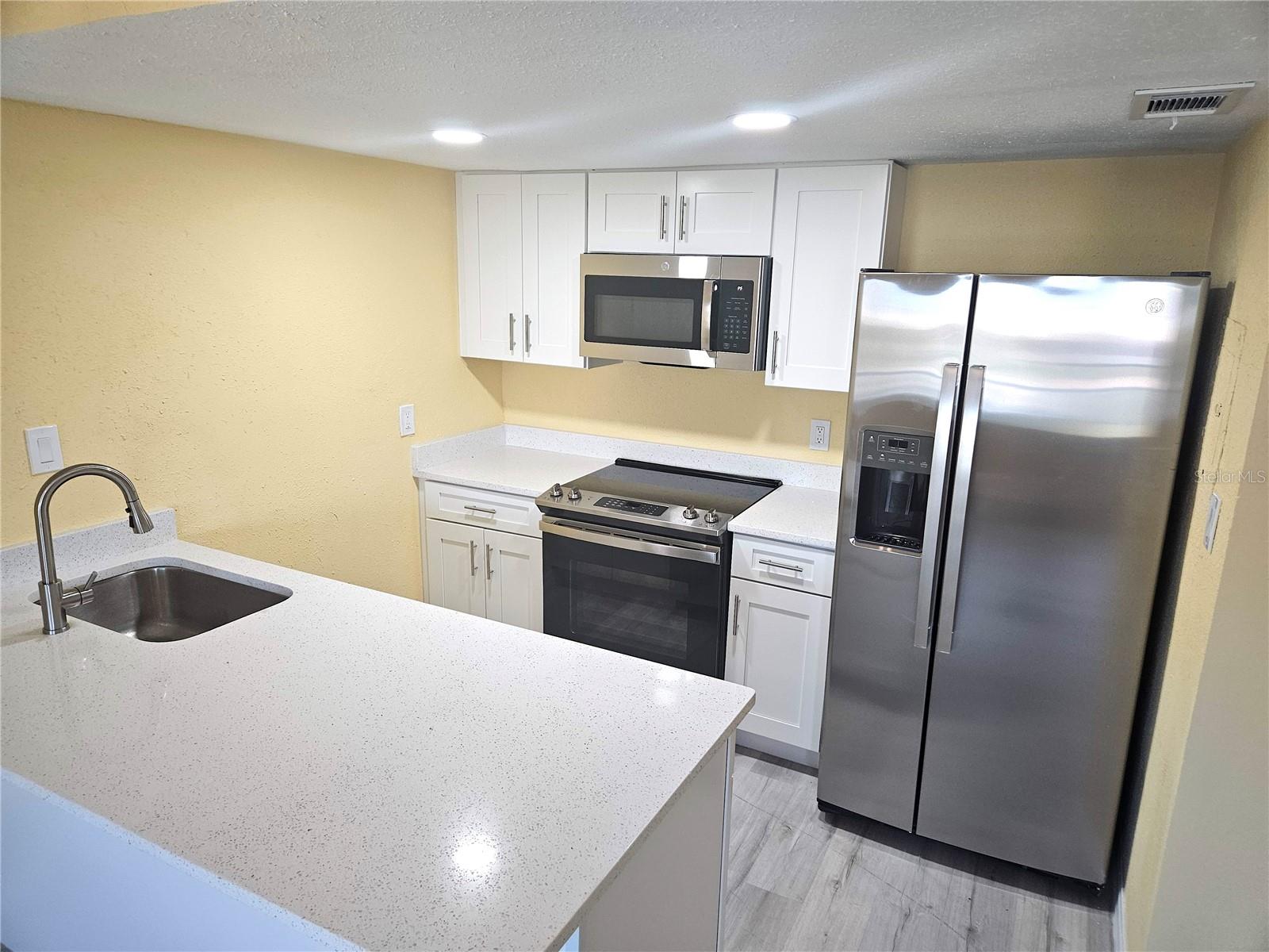 ST PETERSBURG BEACH REP - Residential Lease
