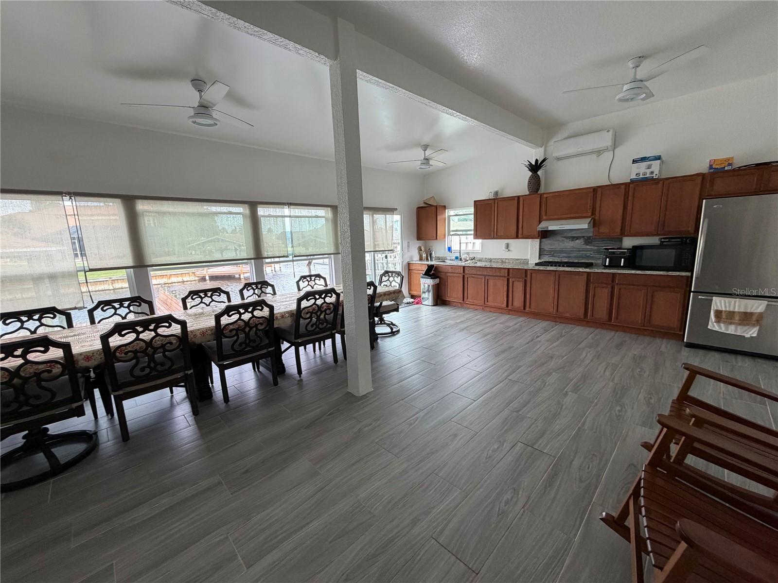 SURFSIDE ESTATES - Residential