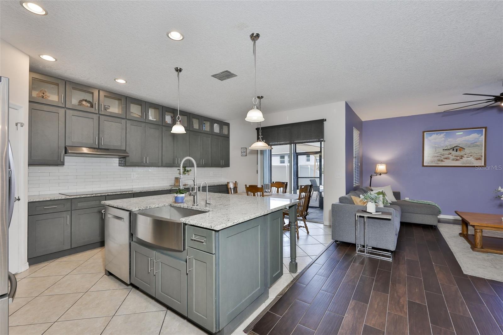 WILSON MANOR - Residential