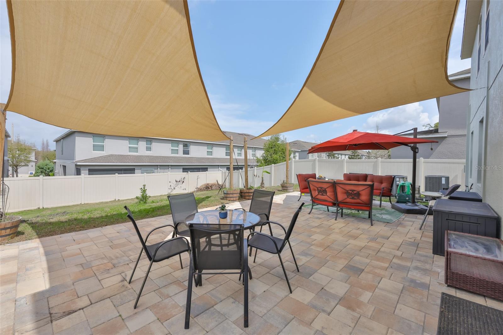 WILSON MANOR - Residential